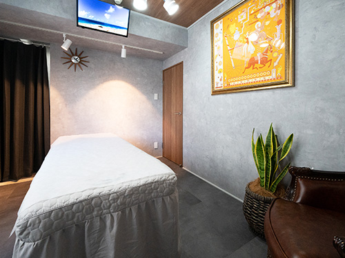 女性専門・美容電気脱毛・SALON RON woman室内